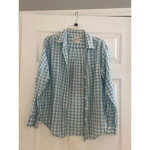 American Eagle outfitters shirt size medium